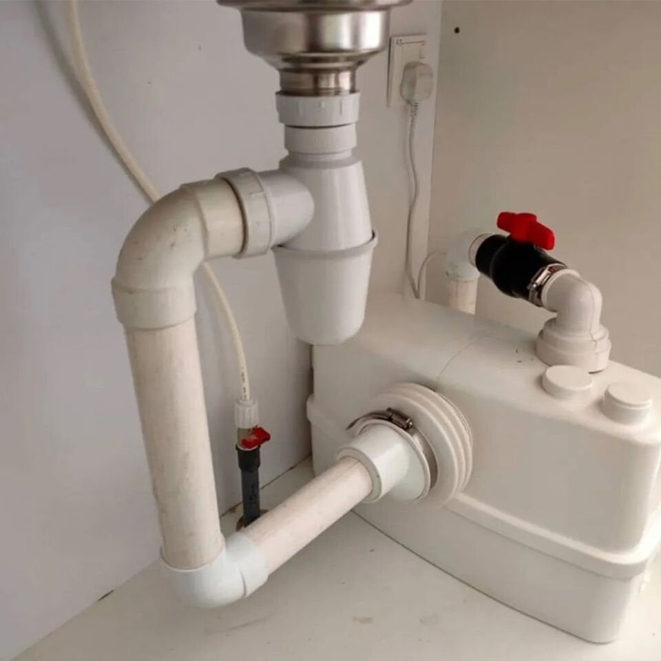 LEO WC600A Wc Öğütücülü Bıçaklı Tahliye Pompası 85 lt/dk 8.5 mss