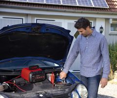 Einhell CE-BC 15M Akıllı Dijital Akü Takviye ve Şarj Cihazı 3-300 Ah 12 Volt 15 Amper